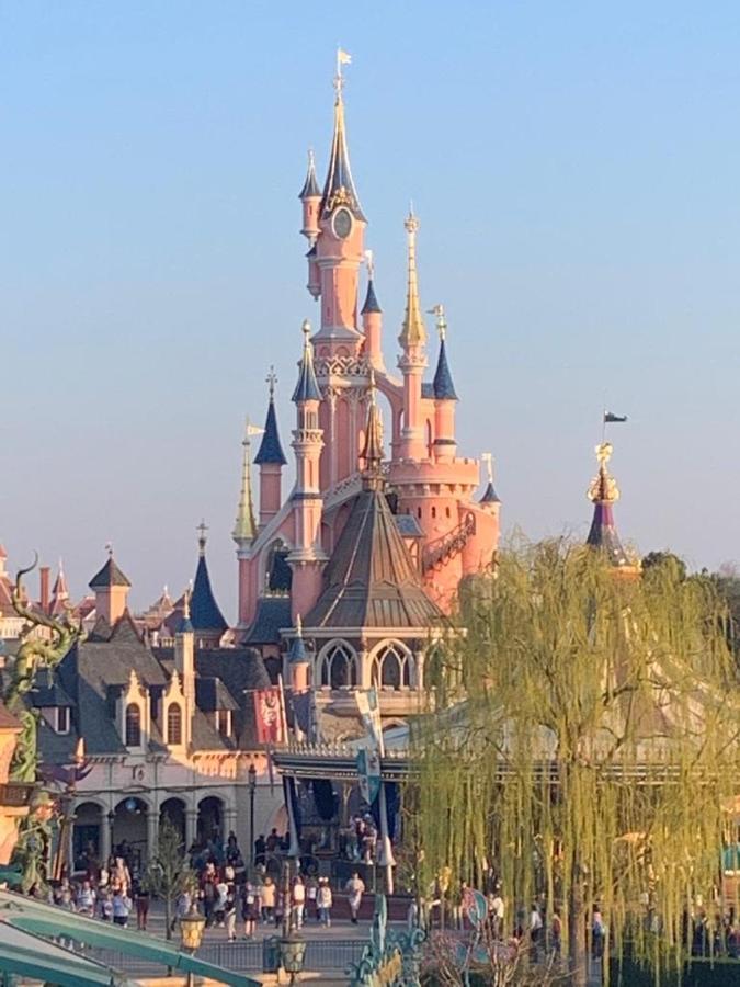 Studio Disneyland Paris Holidays Montévrain Buitenkant foto